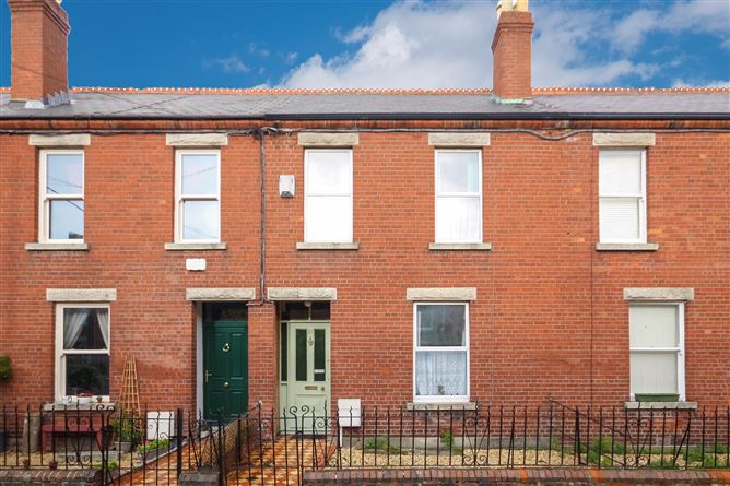 25 Oaklands Terrace, Terenure, Dublin 6