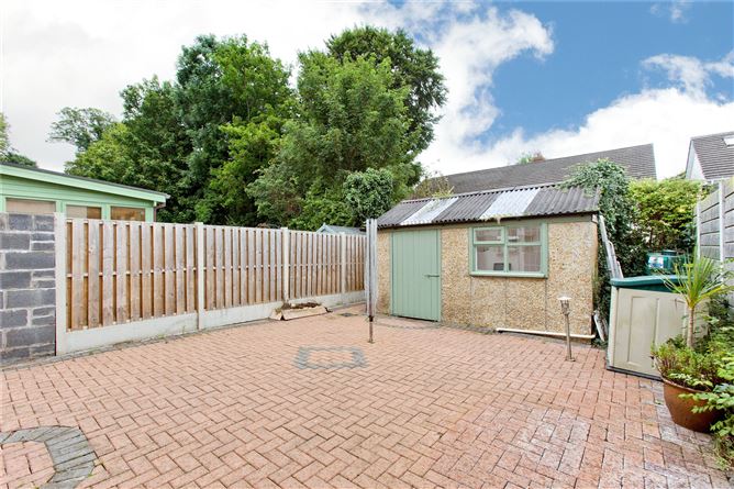 11 Eaton Wood Avenue, Shankill, Dublin