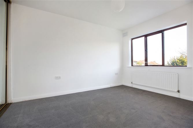 1 Sefton Green, Rochestown Avenue, Dun Laoghaire, Co. Dublin
