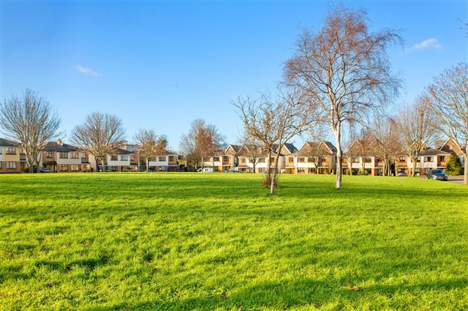 1 Sefton Green, Rochestown Avenue, Dun Laoghaire, Co. Dublin