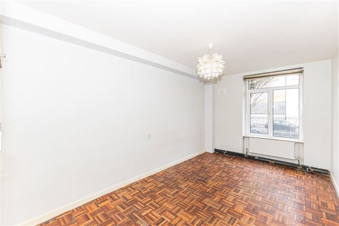 27 Mitchel House, Appian Way, Ranelagh, Dublin 6