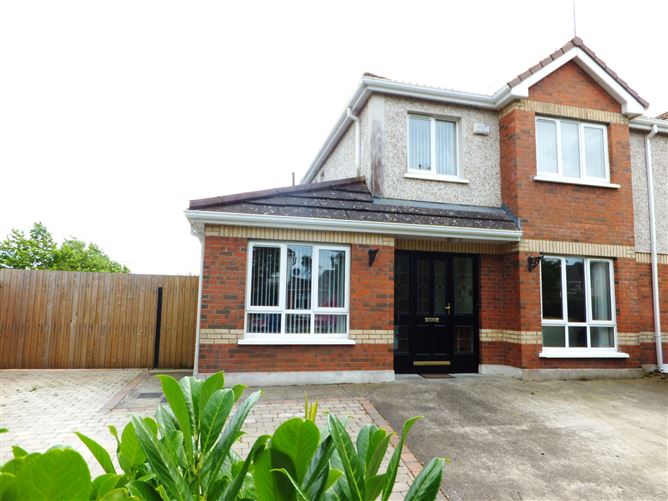 1 The Crescent, Lakepoint Park,, Mullingar, Westmeath Property