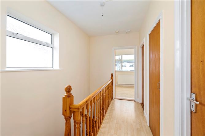 3 Barrettstown Lawns, Newbridge, Kildare