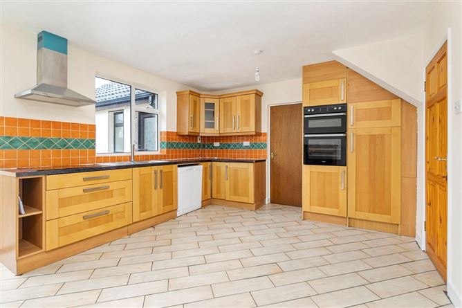 3 Barrettstown Lawns, Newbridge, Kildare