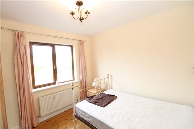 64 Cluain Na Sidhe, Killashee, Longford