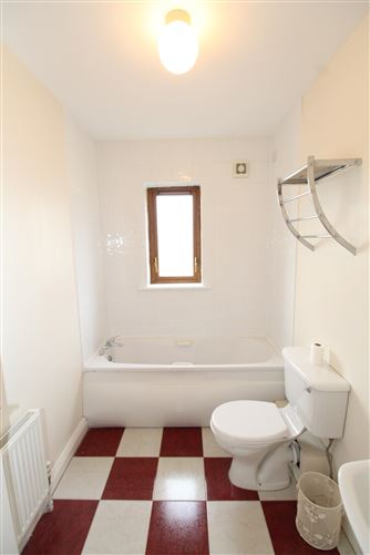 64 Cluain Na Sidhe, Killashee, Longford