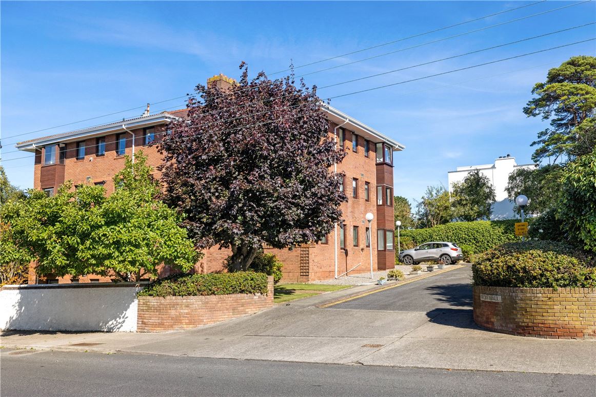 9 Proby Hall, Killiney Road, Dalkey, Co. Dublin
