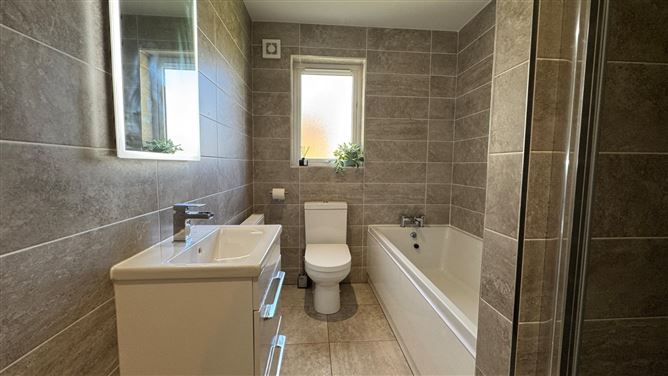 56 The Grange, Donegal Town, Co.Donegal