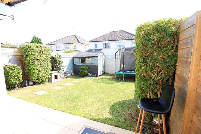 2 Beverton Lawns, Donabate, County Dublin