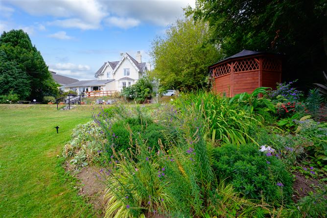 Robin Hill, Lake Road, Cobh, East Cork, Cork