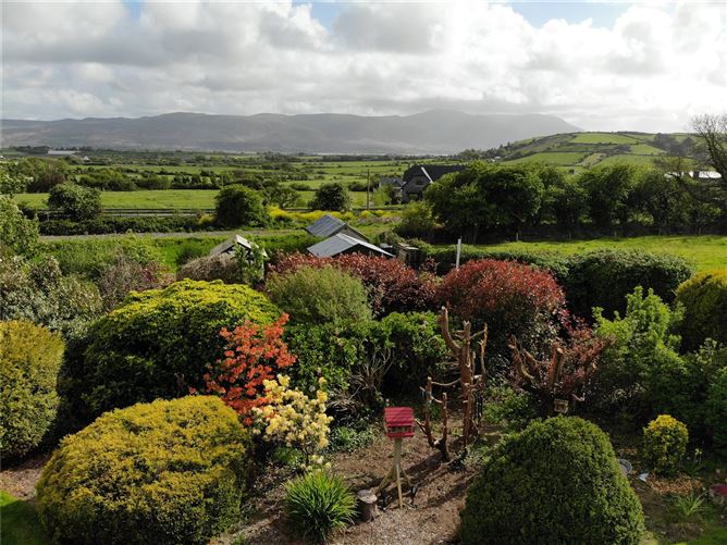 Cloghereen, Ballyroe, Tralee, Co. Kerry