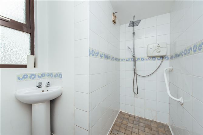 2585 Dara Park, Newbridge, Newbridge, Kildare