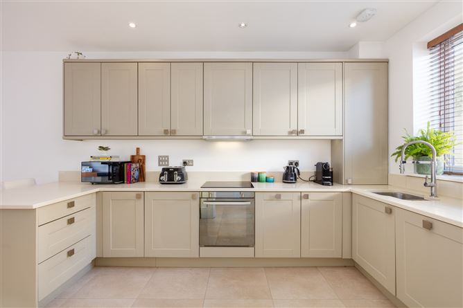 17 The Terrace, Robswall, Malahide, Co. Dublin