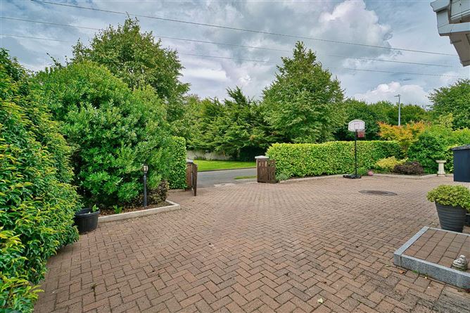 3 The Green, Earls Court, Kill, County Kildare