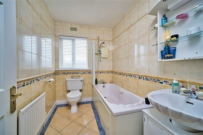 3 The Green, Earls Court, Kill, County Kildare