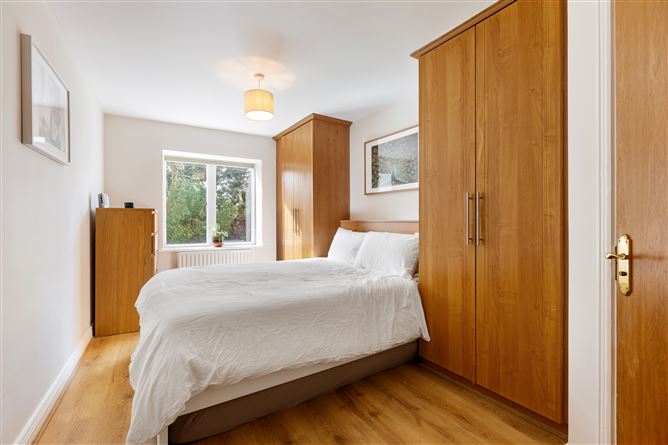 33 The Holly, Rockfield , Dundrum, Dublin 16