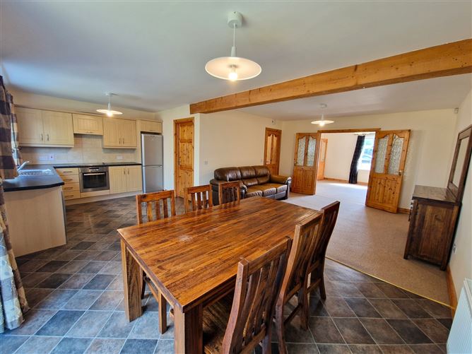 7 Knoxville Manor, Charlestown, Co. Mayo