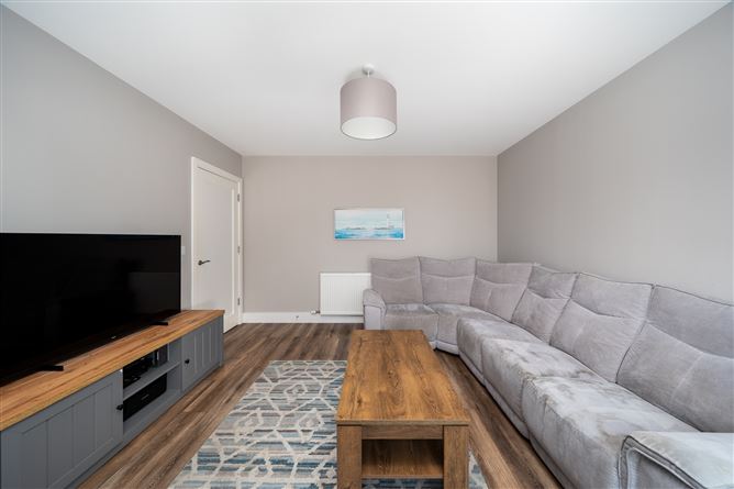 21 The Way, The Hawthorns, Tullamore, Offaly