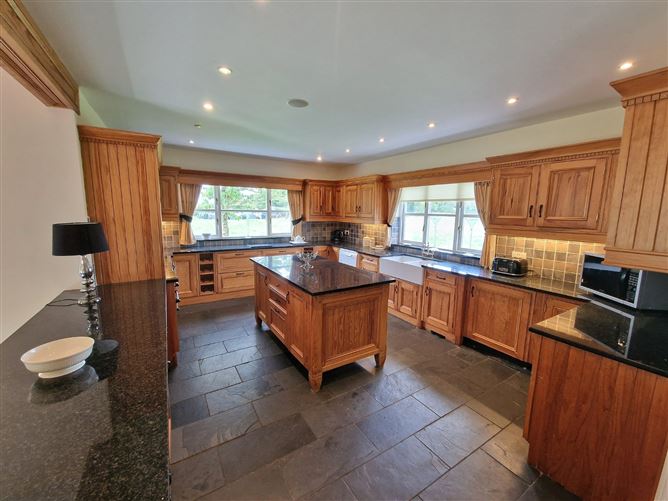 Roxholme House, Clounty, Scarriff, Co. Clare