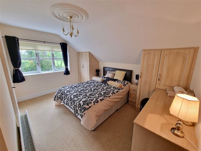 Roxholme House, Clounty, Scarriff, Co. Clare