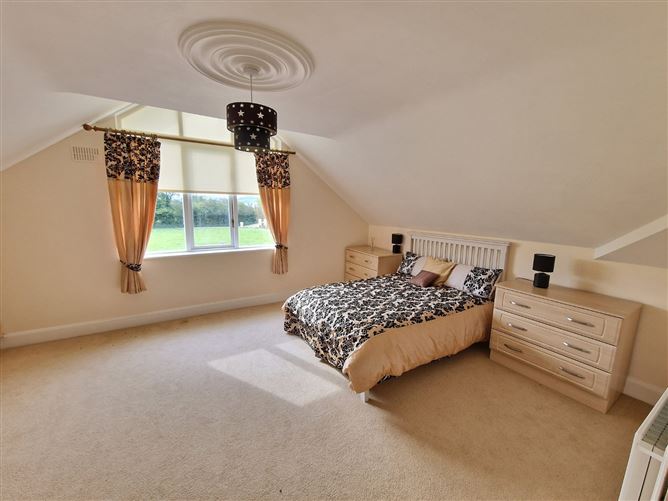 Roxholme House, Clounty, Scarriff, Co. Clare