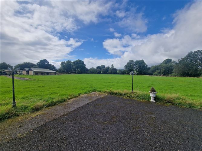 Roxholme House, Clounty, Scarriff, Co. Clare