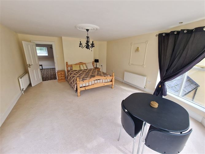 Roxholme House, Clounty, Scarriff, Co. Clare