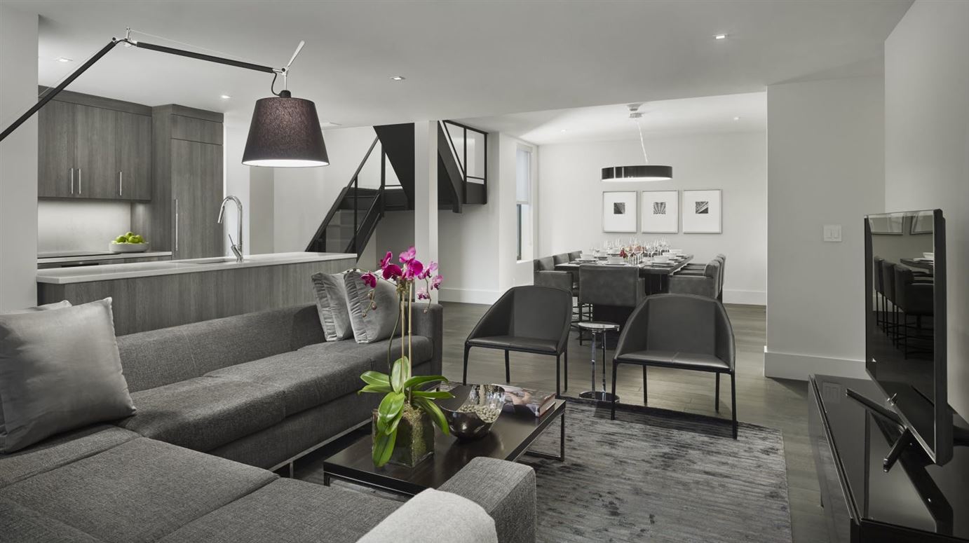 Times Square Suite,New York,New York,USA