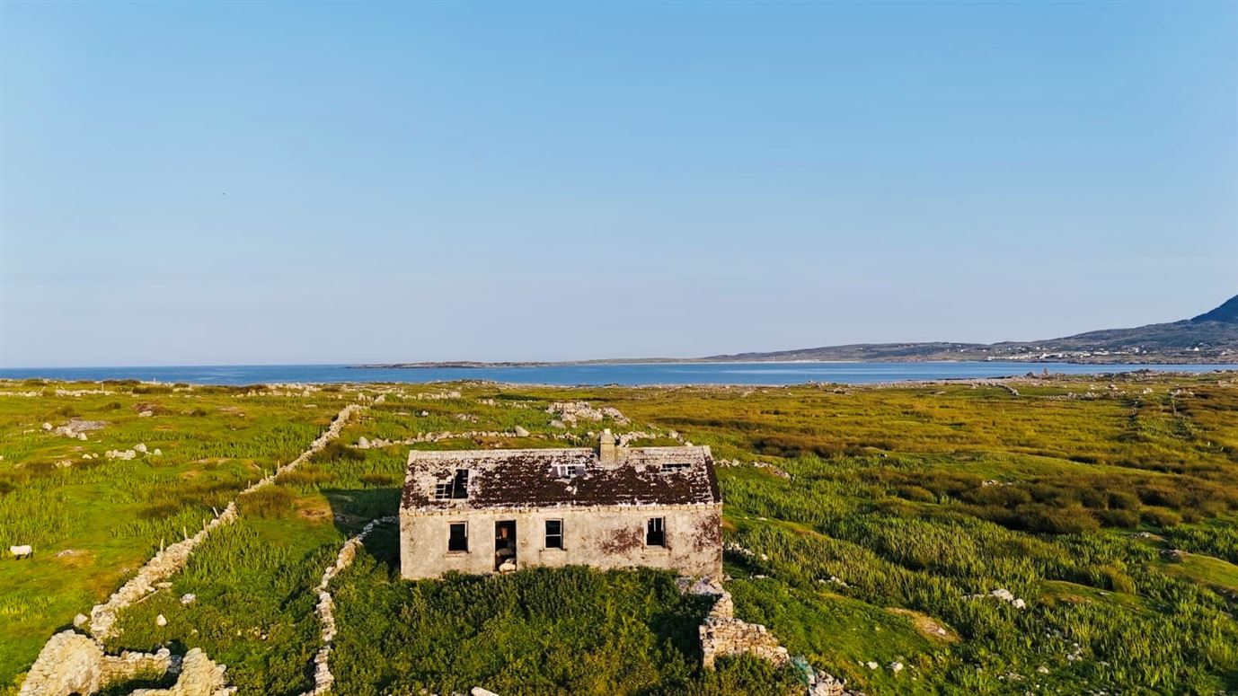 Inishlacken, Roundstone, Co.Galway