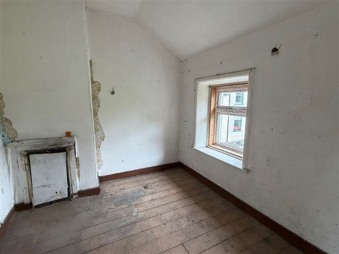 Photo 13 of 15 — 7 Bridget's Terrace, Longford, Longford