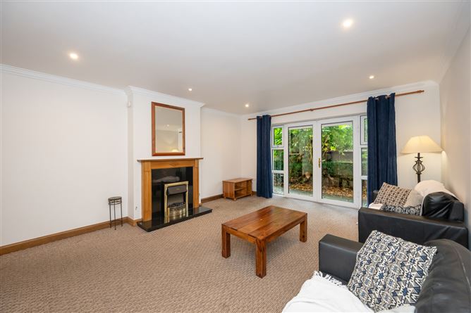 APARTMENT 8, THE OLD QUARRY, COOLROE, Ballincollig, Co. Cork
