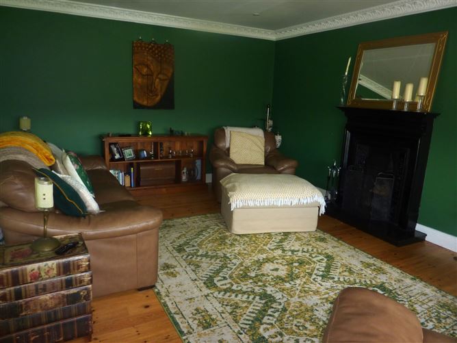 Carnaclay, Lodge Road, Westport, Co. Mayo Sherry Fitzgerald Crowley