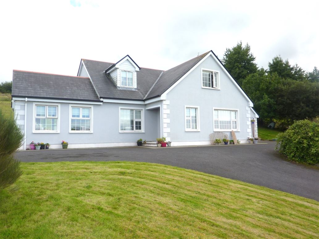 Carnaclay, Lodge Road, Westport, Co. Mayo Sherry Fitzgerald Crowley