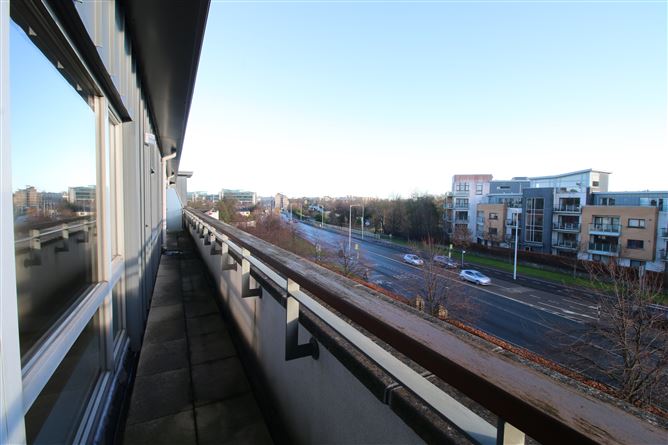 76 Southmede, Dundrum, Dublin 16