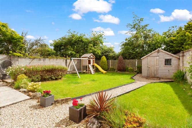 https://photos-a.propertyimages.ie/media/8/5/1/5002158/d410187e-35b3-49d0-9aef-fbcce894d519_l.jpg
