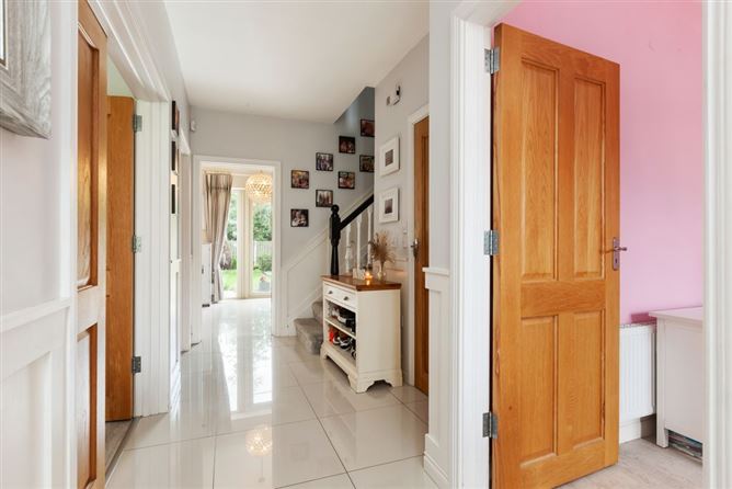 https://photos-a.propertyimages.ie/media/8/5/1/5002158/d410187e-35b3-49d0-9aef-fbcce894d519_l.jpg