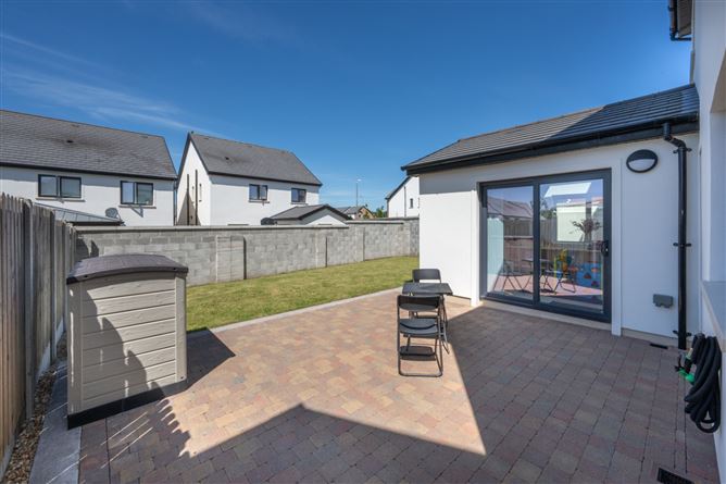 Photo 34 of 41 — 20 The Square, Heathfield, Ballincollig, Cork
