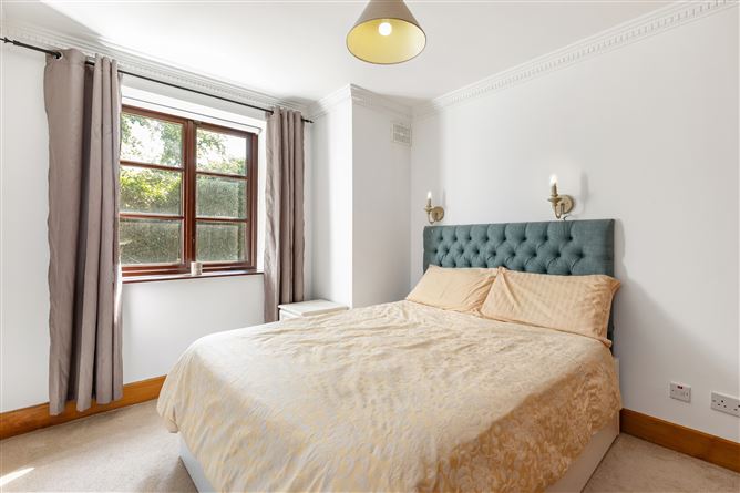 Photo 5 of 8 — Apt 2 Oaklands Court, Claremont Road, Sandymount, Dublin 4