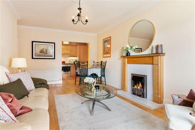 166 The Oak, Charleville Square, Rathfarnham, Dublin 14