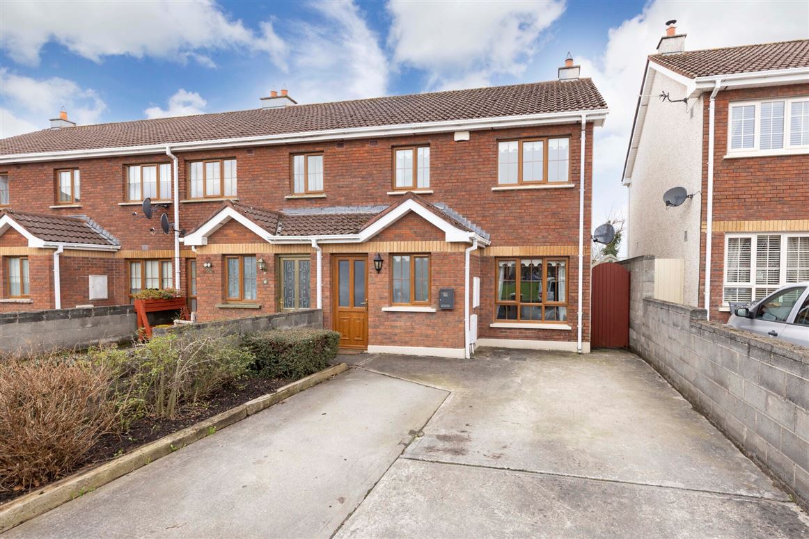 11 Ivy Court, Beaufort Place, Navan, Co. Meath Sherry FitzGerald