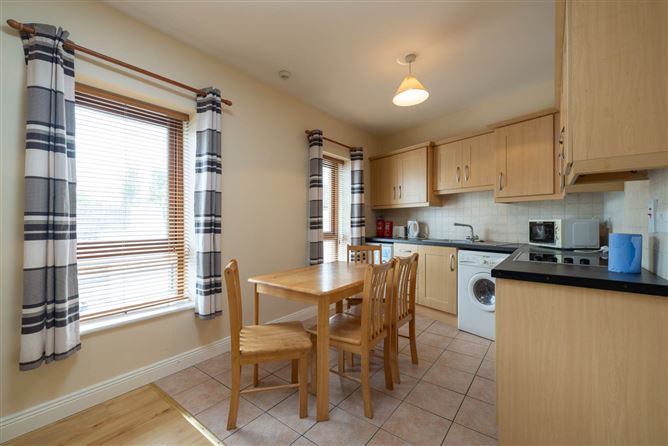 Photo 12 of 18 — Apt 2 Castle Yard, Enniscorthy, County Wexford