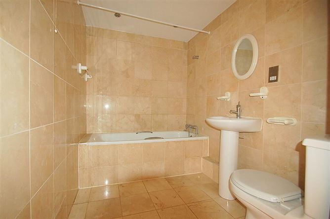 16 Louisa Park, Leixlip, Kildare
