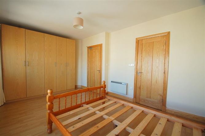 16 Louisa Park, Leixlip, Kildare