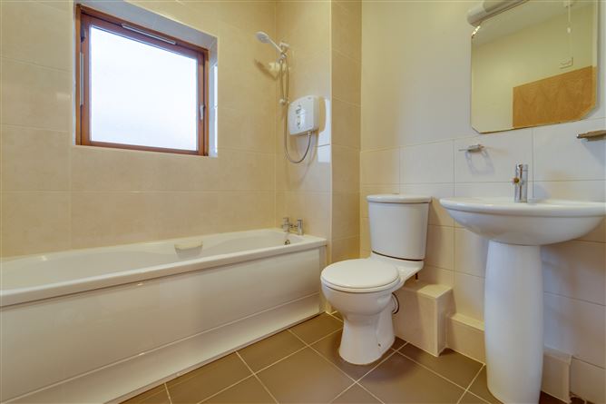 24 Paddocks Place, Lucan, Dublin