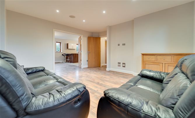 24 Paddocks Place, Lucan, Dublin