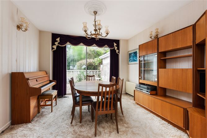 25 Pine Valley Grove, Rathfarnham, Dublin 16