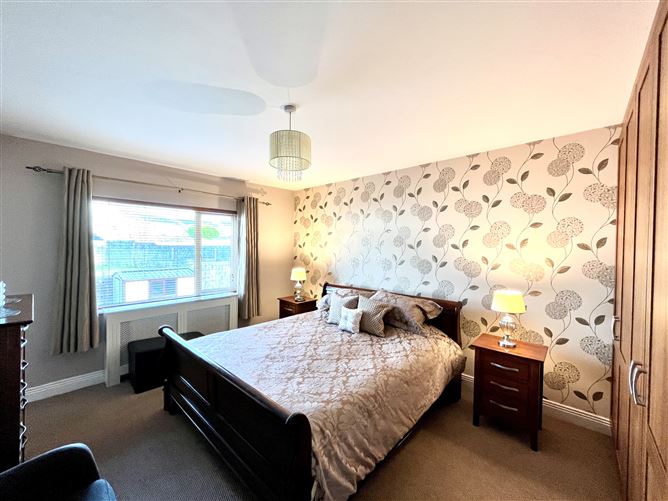 19 Lios Ard, Lisloose, Tralee, Kerry
