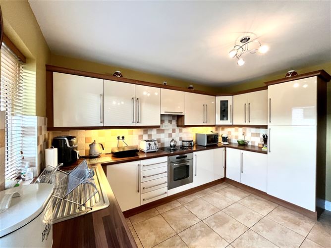 19 Lios Ard, Lisloose, Tralee, Kerry