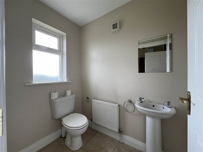 8 Longfield Way, Clonmel, County Tipperary