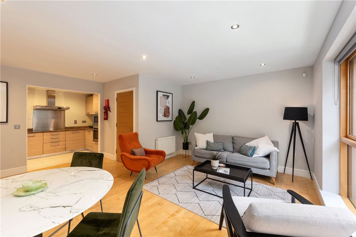 52 Hibernia Building, Heuston South Quarter, St John's Road, Dublin 8